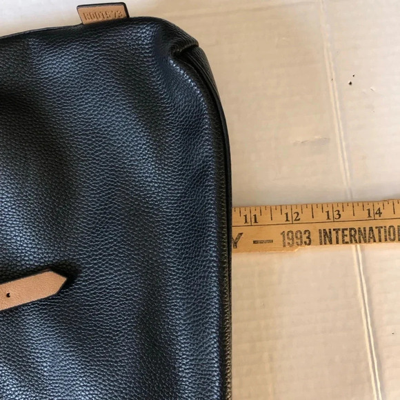 Roots Crossbody Purse - Picture 13 of 14